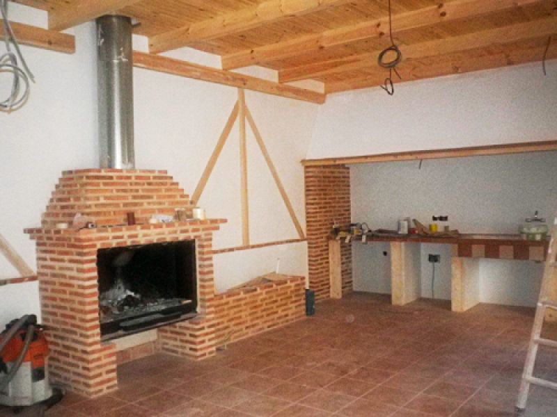 Chimeneas y hornos de obra con CYRMA